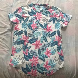 Hollister Curved Hem Tee